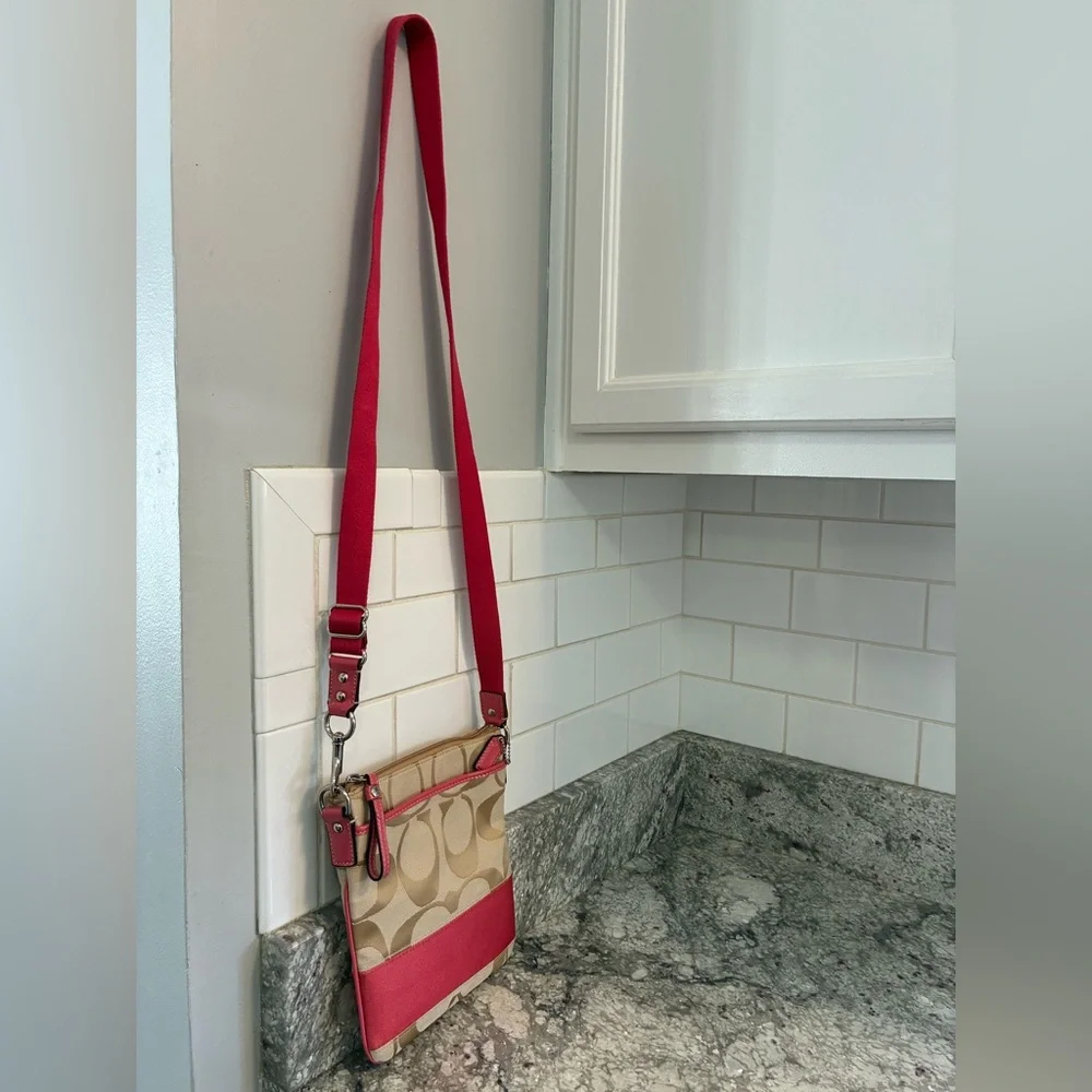 Coach Beige and Pink Crossbody Bag - Picture 16 of 16